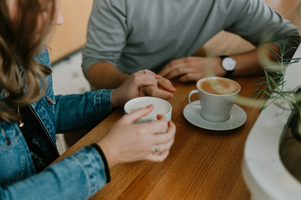 Dating in a coffee shop.