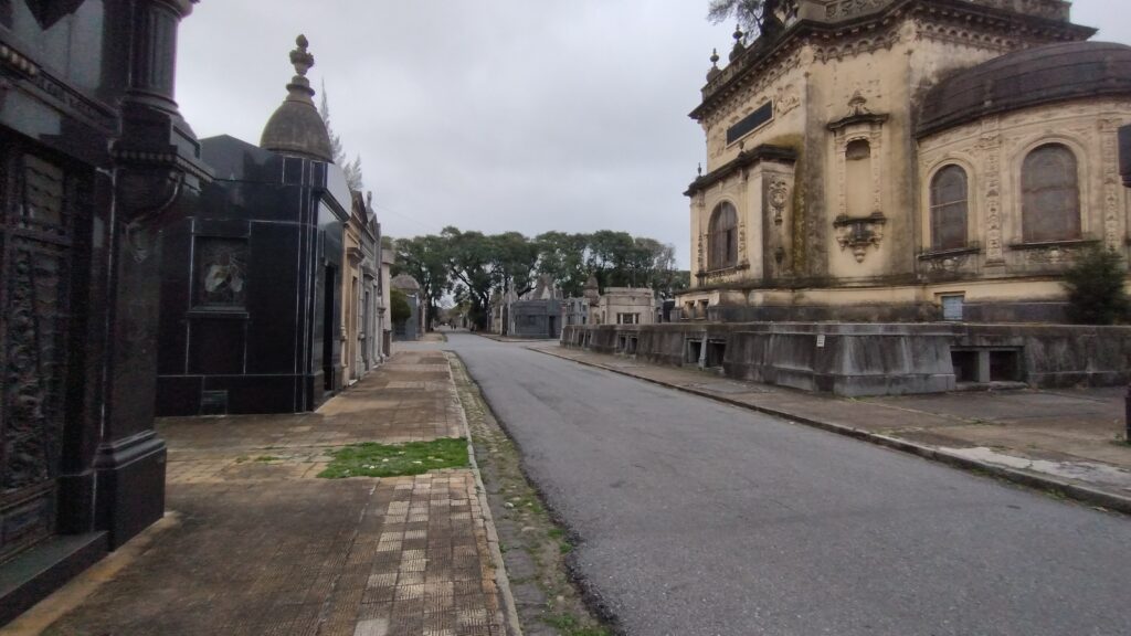 Chacarita Cemetery (Buenos Aires): Everything You Need to Know Before Your Visit